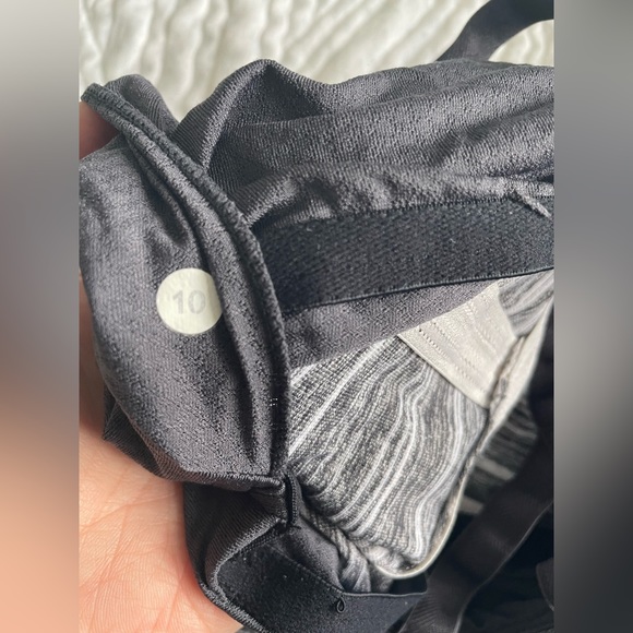 Lululemon Tank - Picture 4 of 4